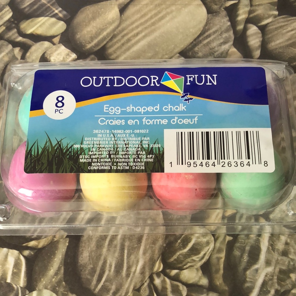 Easter Outdoor Fun 8 Egg-Shaped Chalk Spring